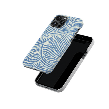 Wave Pattern Slim Hard Case